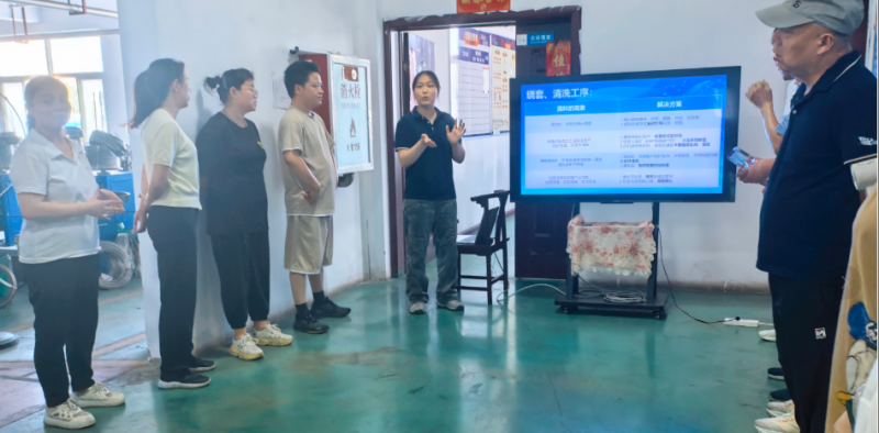 防混料、控風險！飛航緊固件開展包裝發貨工序專項規范培訓